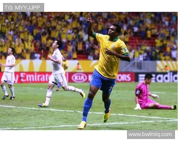 小众足球明星的精彩挑战集锦带你领略不一样的足球魅力与技巧